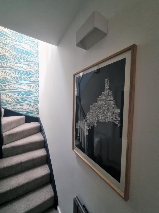 The Bunker-Luxe Central Falmouth Getaway With Stunning Sea Views Buitenkant foto