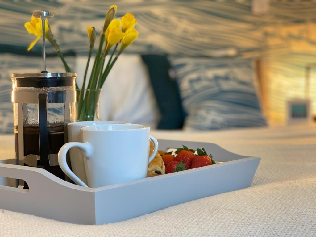 The Bunker-Luxe Central Falmouth Getaway With Stunning Sea Views Buitenkant foto