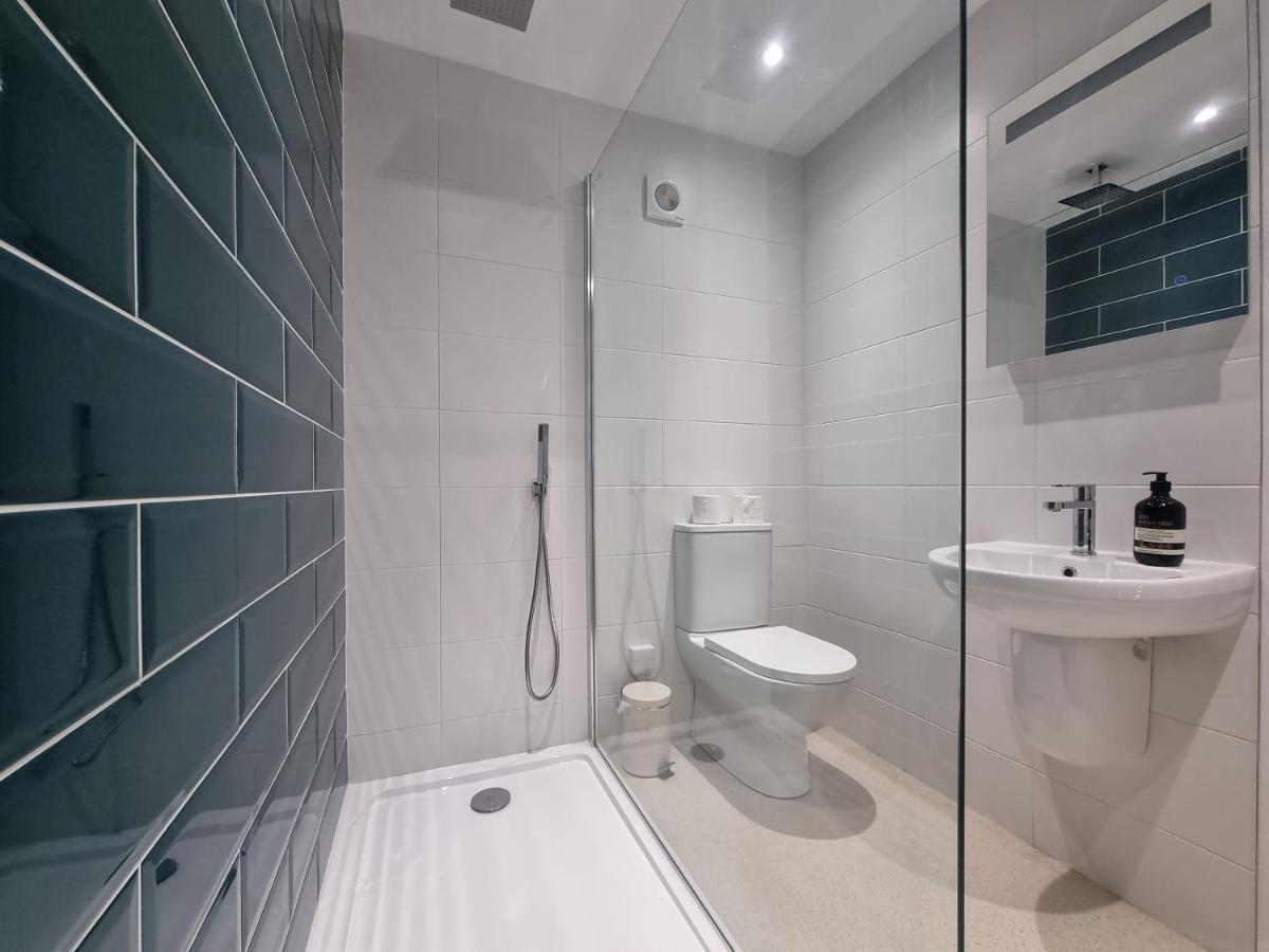 The Bunker-Luxe Central Falmouth Getaway With Stunning Sea Views Buitenkant foto
