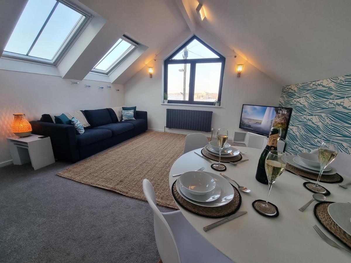 The Bunker-Luxe Central Falmouth Getaway With Stunning Sea Views Buitenkant foto
