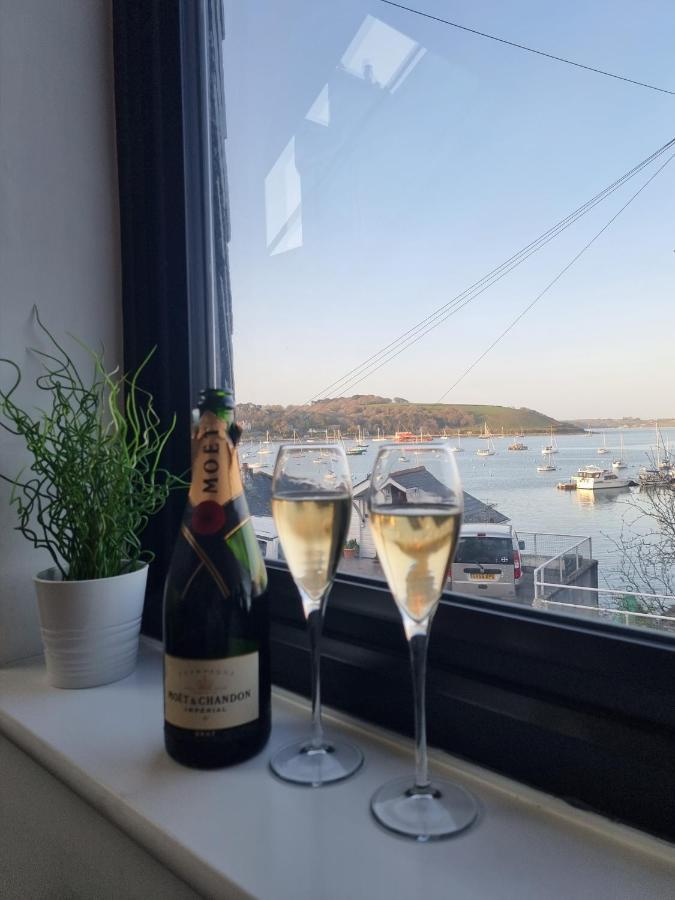 The Bunker-Luxe Central Falmouth Getaway With Stunning Sea Views Buitenkant foto